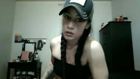 Snapshot of oglitcouple chatting on October 19, 5:34 am Lit en Cama online show from October 19, 5:34 am