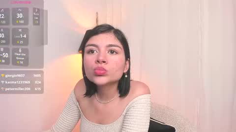 Snapshot of oh__holly chatting on February 25, 3:31 am Holly online show from February 25, 3:31 am