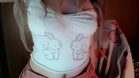 Milly online show from May 10, 11:11 pm