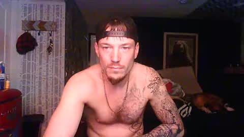 who dares  toss me some  tips lets have fun online show from December 5, 5:06 am