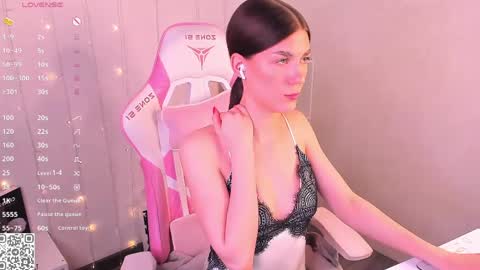 KAYA. online Tu We Th Fr Sa 0100AM - 0800AM Time zone of Germany Munich online show from May 27, 1:57 am