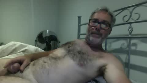 oiledcouple1 online show from November 8, 9:56 am