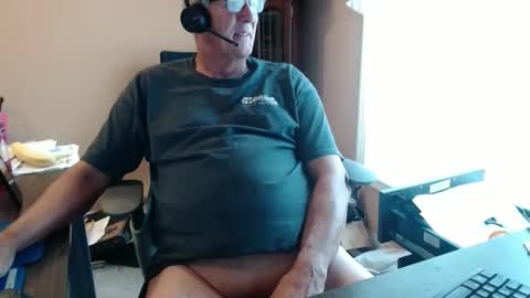 Snapshot of olderandwiser chatting on September 22, 2:10 pm Older and Wiser online show from September 22, 2:10 pm