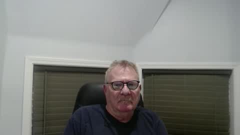 oldguybigd online show from January 6, 5:11 am