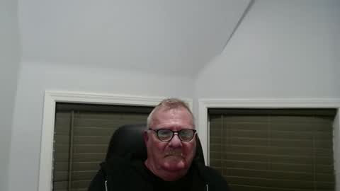 oldguybigd online show from February 1, 5:37 am