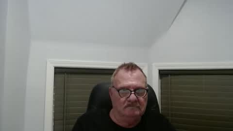 oldguybigd online show from April 25, 6:15 am