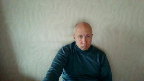 Snapshot of oleg365 chatting on October 23, 7:54 am figaro online show from October 23, 7:54 am