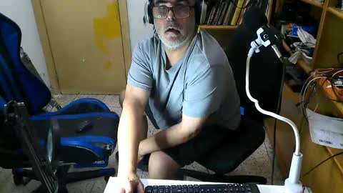 olegariooticario784770 online show from May 29, 7:56 pm