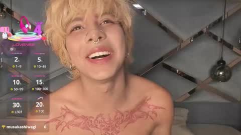 oliiverr22 online show from November 12, 9:50 pm