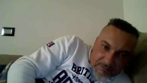 olimpio1230 online show from December 2, 9:34 pm