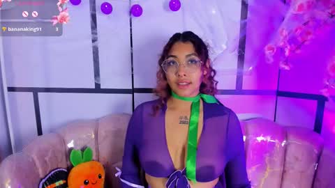 olive  online show from October 23, 5:42 am