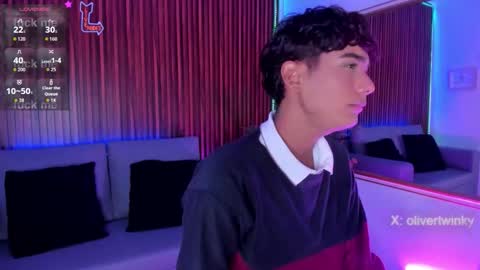 oliver20__ online show from March 24, 4:18 am