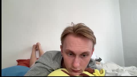 Snapshot of oliver_and_thomas chatting on October 19, 2:55 pm Oliver and Thomas online show from October 19, 2:55 pm