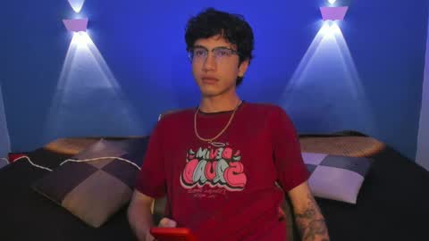 Oliver fast online show from March 1, 8:13 am