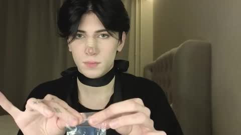 oliver online show from February 25, 4:32 pm