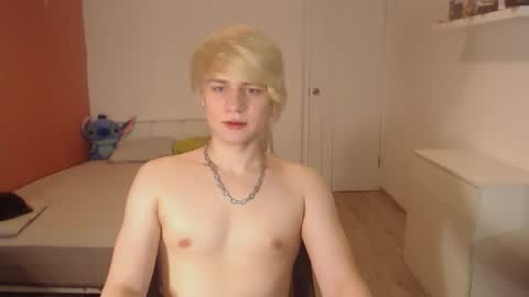 Oliver online show from October 17, 2:04 am