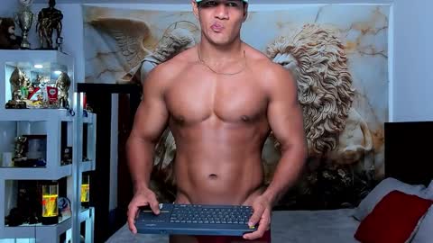 oliver_tommy online show from November 7, 3:47 pm