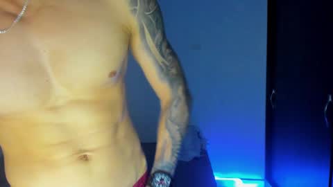 Oliver bennet online show from February 28, 11:23 pm