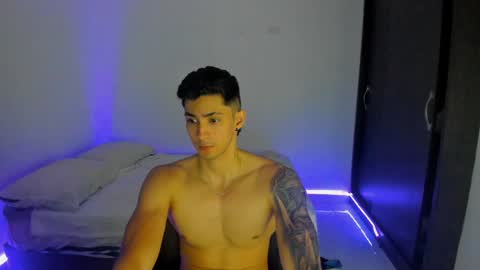 Oliver bennet online show from January 16, 10:34 pm