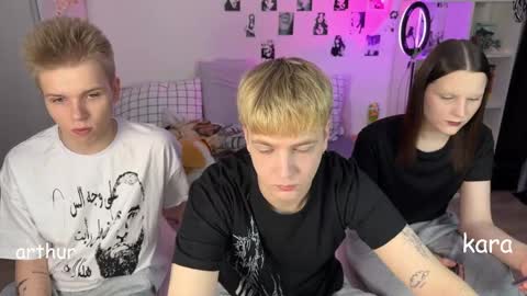 oliver online show from January 12, 1:29 pm