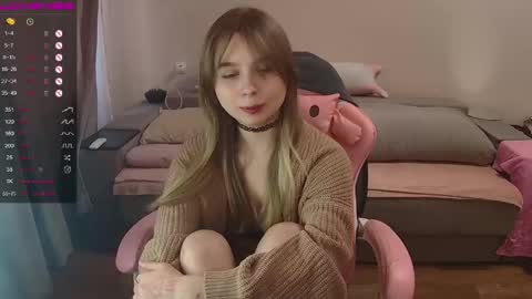 Olivia online show from April 12, 3:05 pm