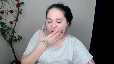 Olivia online show from May 25, 8:37 pm