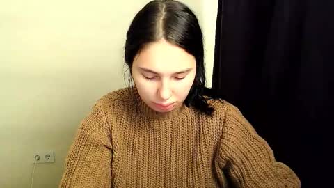 Olivia online show from October 20, 3:55 am