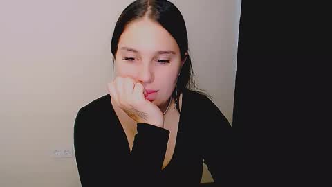 Olivia online show from September 20, 3:53 am