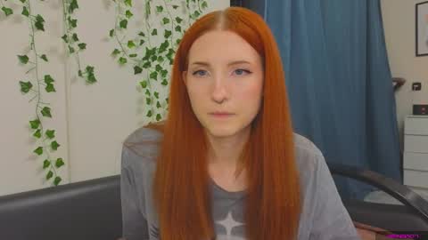 Snapshot of olivia_rid chatting on October 3, 8:06 pm OLIVIA online show from October 3, 8:06 pm