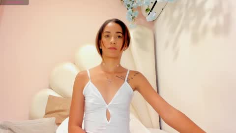 Olivia online show from February 15, 10:52 pm