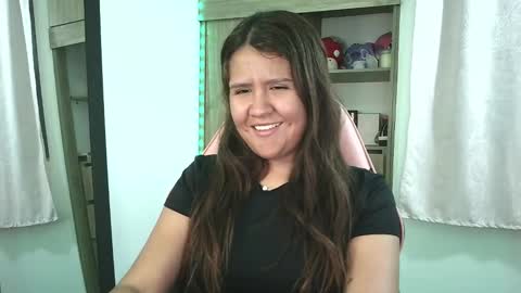 Snapshot of olivia_watson_ chatting on October 9, 2:17 am Olivia online show from October 9, 2:17 am