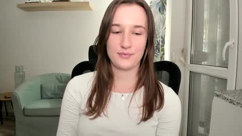 Oliwiaa2004 online show from December 26, 4:36 pm