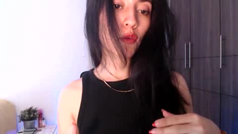 oliviaaa__ online show from December 30, 4:29 pm