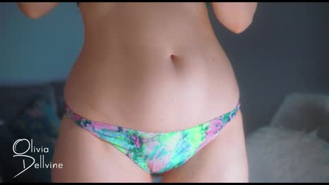 Olivia online show from June 2, 1:51 am