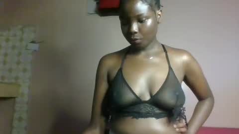 Snapshot of oliviah_1 chatting on October 18, 8:29 am oliviah_1 online show from October 18, 8:29 am