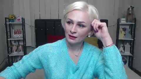Snapshot of oliviahorst chatting on October 16, 6:02 am OliviaHorst online show from October 16, 6:02 am
