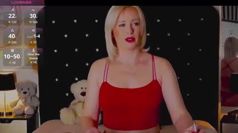 Olivia online show from January 8, 9:42 pm