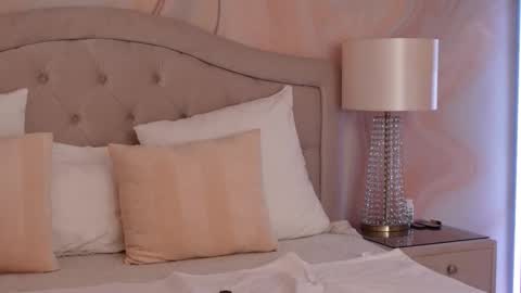 OliviaSway online show from January 18, 9:46 pm