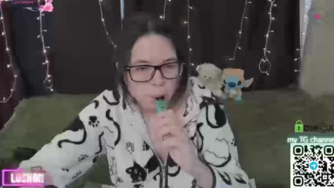 Ollie online show from March 13, 8:28 am