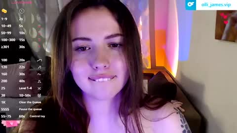 ollie_jamess online show from May 24, 10:16 pm