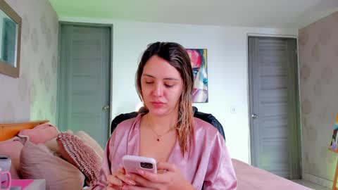 Snapshot of omstudio1994 chatting on December 24, 3:05 pm Martina Ricci online show from December 24, 3:05 pm