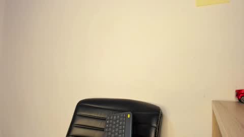 Violette online show from February 9, 12:49 am