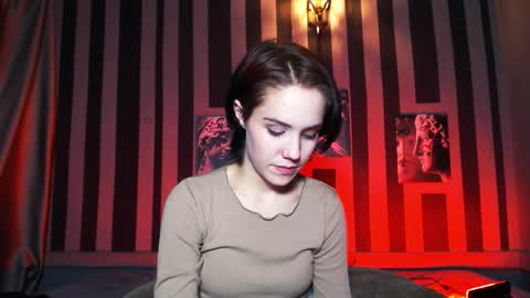 onaloon online show from December 3, 2:45 am