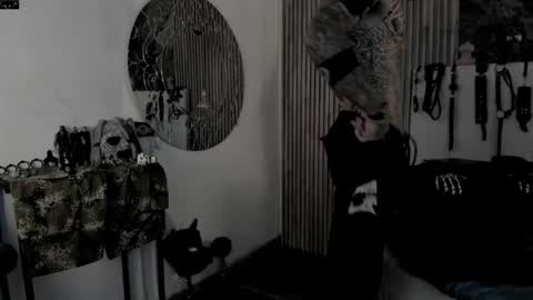     ... online show from April 13, 10:47 pm