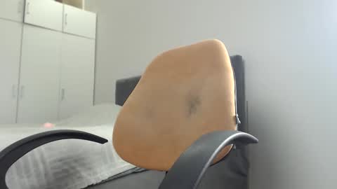 onebestlover online show from September 16, 3:04 pm