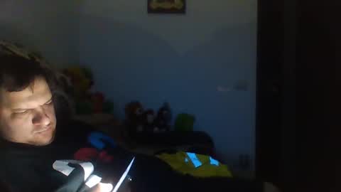 Snapshot of oneguy2315 chatting on February 2, 2:48 am Mario online show from February 2, 2:48 am