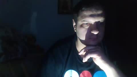 Snapshot of oneguy2315 chatting on February 1, 11:48 pm Mario online show from February 1, 11:48 pm