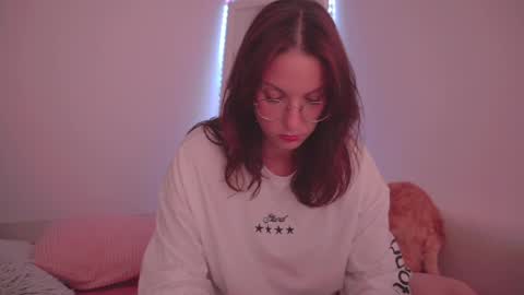 Ariel online show from March 26, 10:04 pm