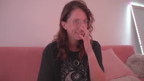 Ariel online show from September 10, 9:16 pm