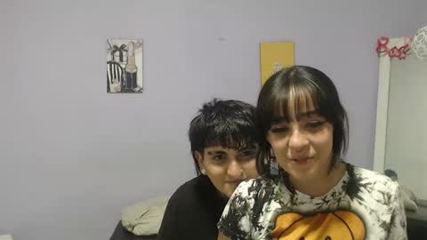 onixandghosty online show from October 19, 6:56 pm